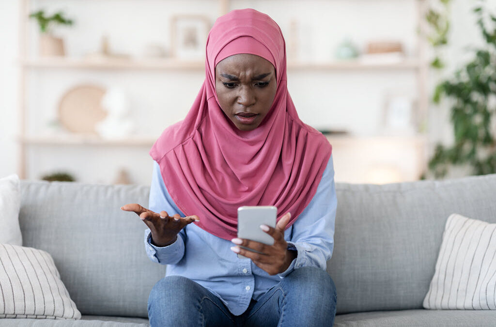 3 Ways to Identify a Debt Settlement or Debt Relief Scam